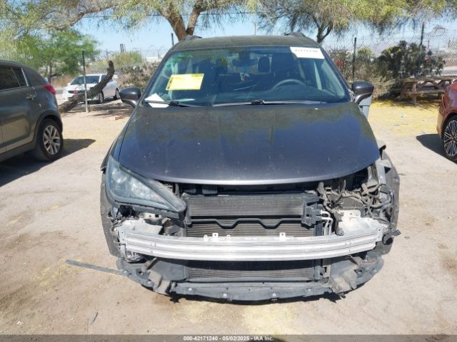 2C4RC1BG0HR826881 Chrysler Pacifica Touring-l