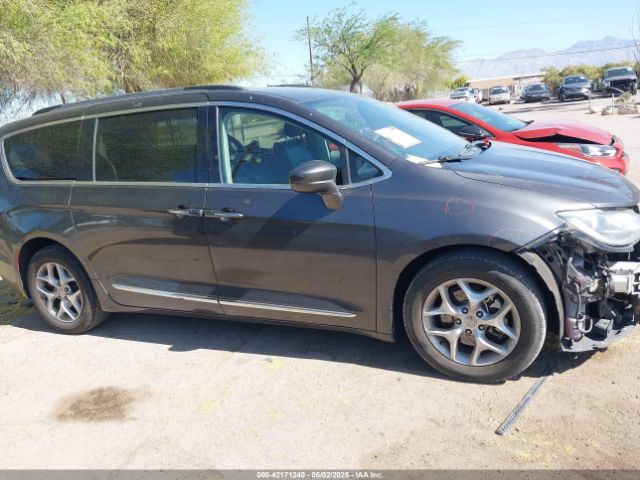 2C4RC1BG0HR826881 Chrysler Pacifica Touring-l