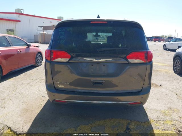2C4RC1BG0HR826881 Chrysler Pacifica Touring-l