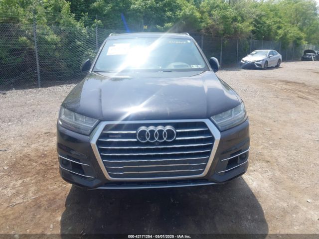 WA1VAAF75HD012608 Audi Q7 3.0t Premium