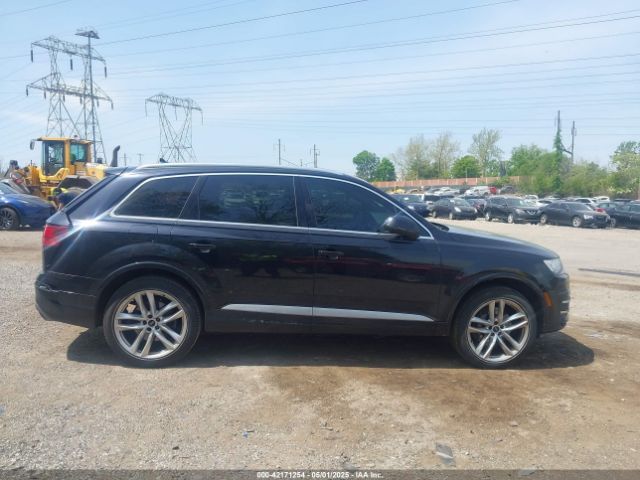 WA1VAAF75HD012608 Audi Q7 3.0t Premium