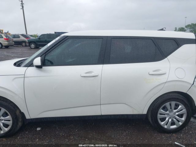KNDJ23AU7R7906295 KIA SOUL LX