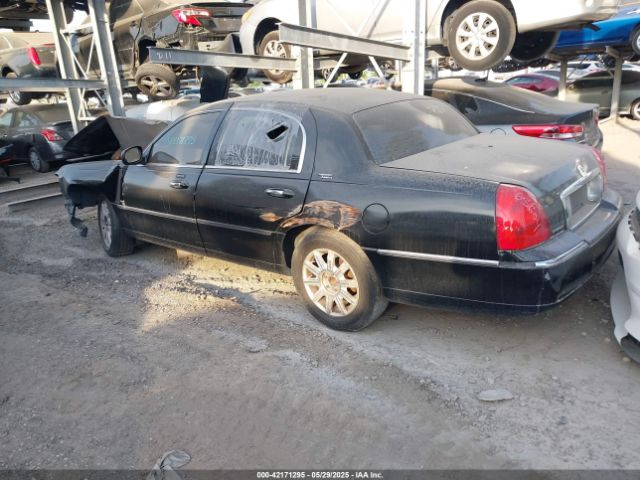 2009 LINCOLN TOWN CAR 2LNHM82V69X605777 Photo 2