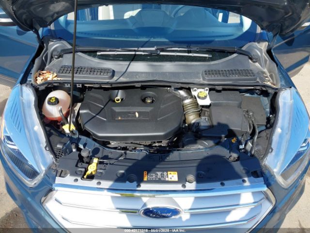 1FMCU9J90KUB69249 Ford Escape Titanium