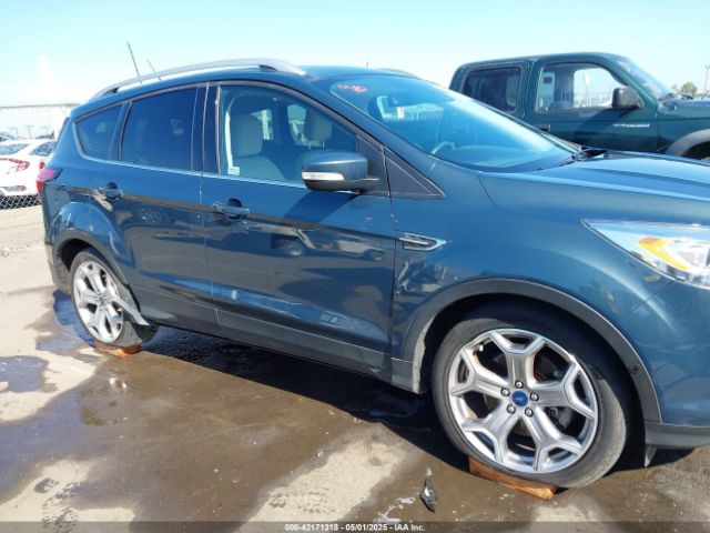 1FMCU9J90KUB69249 Ford Escape Titanium