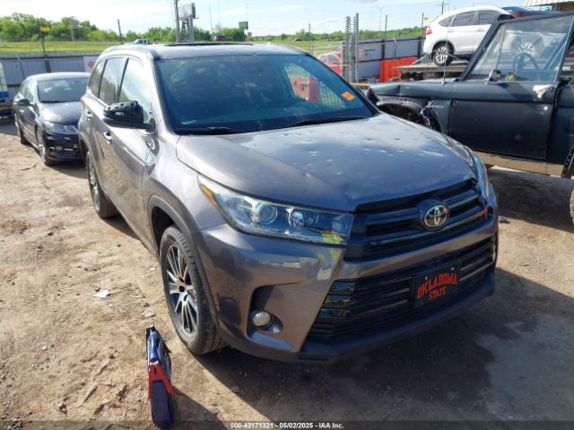 2018 TOYOTA HIGHLANDER 5TDKZRFH4JS548677