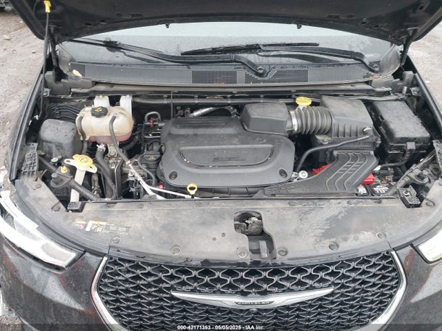 2C4RC1BG2NR112388 Chrysler Pacifica Touring L