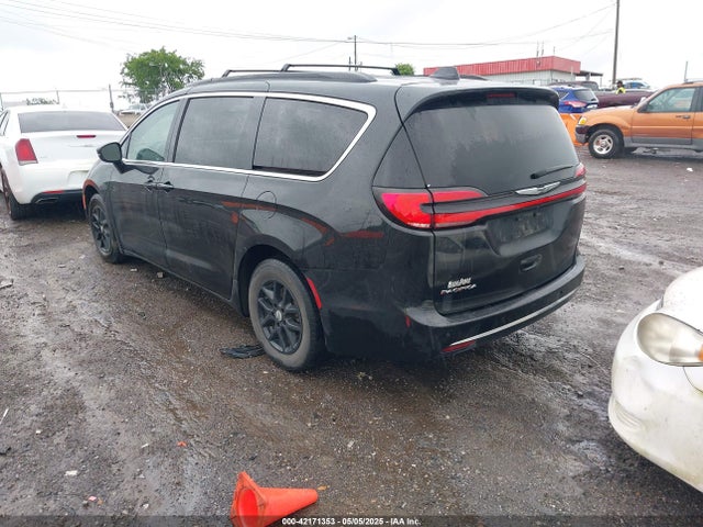 2C4RC1BG2NR112388 Chrysler Pacifica Touring L