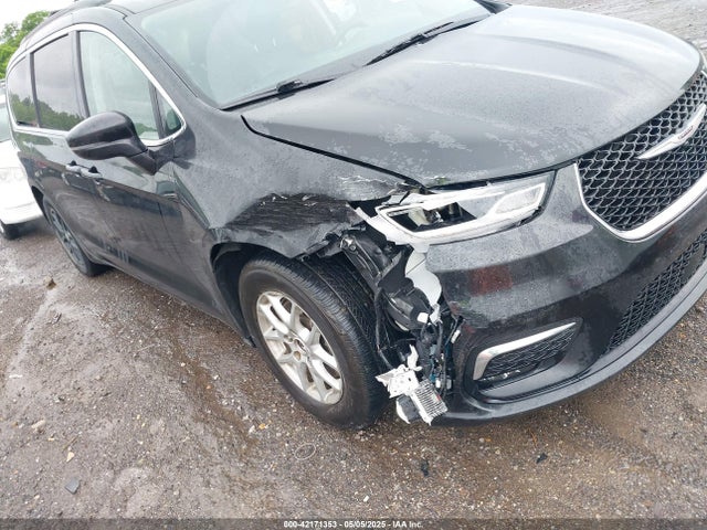 2C4RC1BG2NR112388 Chrysler Pacifica Touring L