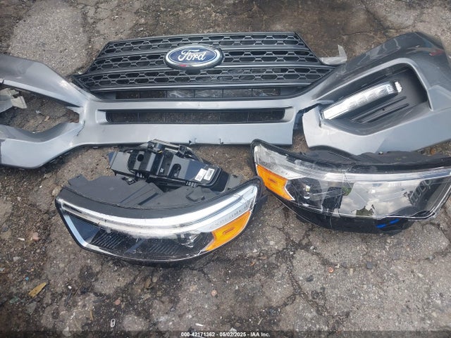 1FMSK7DH8NGB12227 Ford EXPLORER XLT