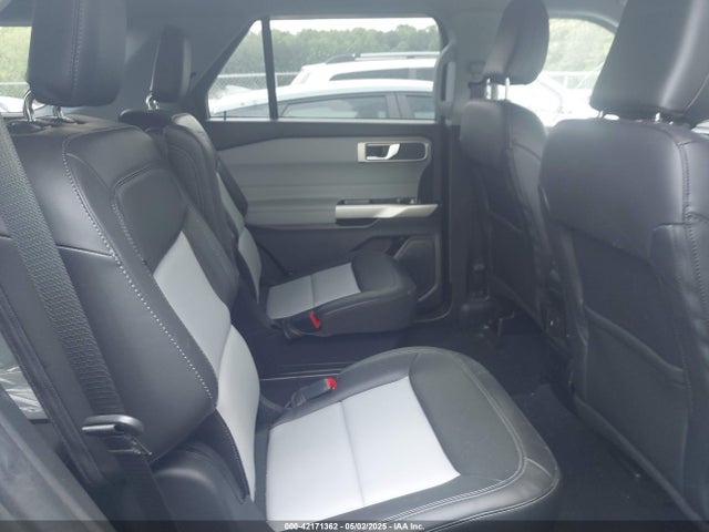 1FMSK7DH8NGB12227 Ford EXPLORER XLT