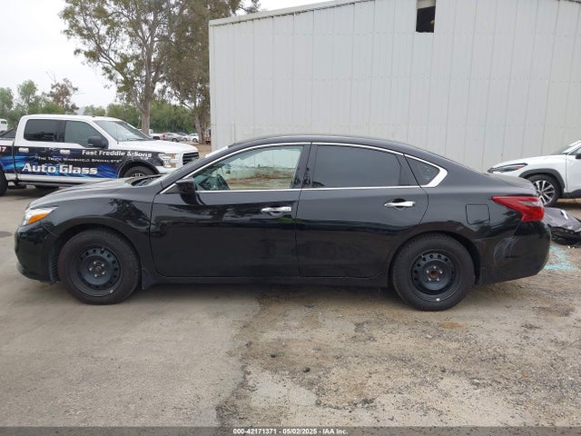 1N4AL3AP7JC473215 Nissan Altima 2.5 S
