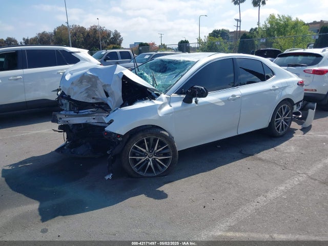 4T1F11AK0PU754916 Toyota CAMRY XLE