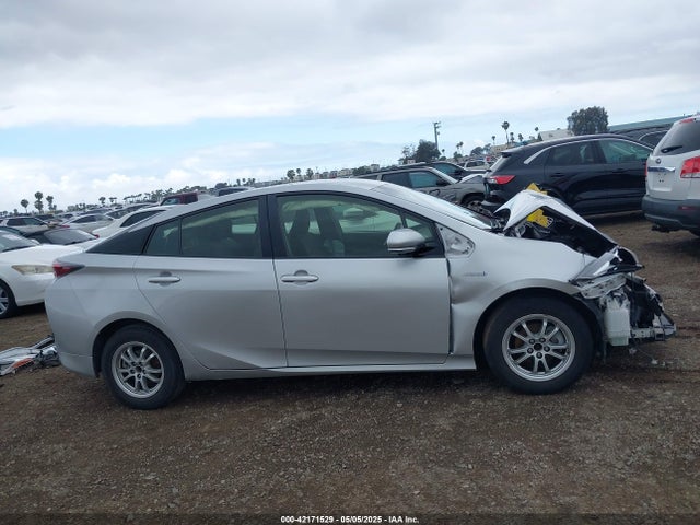 JTDKBRFU5G3012378 Toyota Prius Two