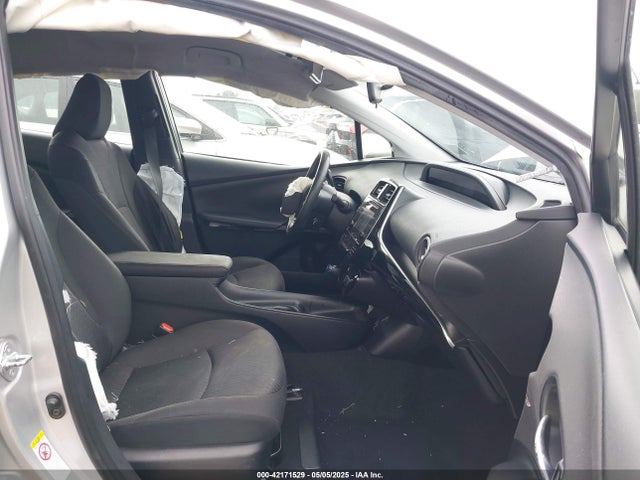 JTDKBRFU5G3012378 Toyota Prius Two