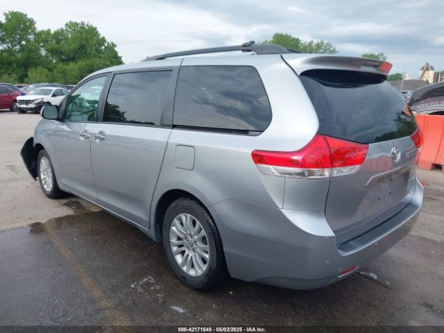5TDYK3DC6ES488569 Toyota Sienna Xle V6 8 Passenger
