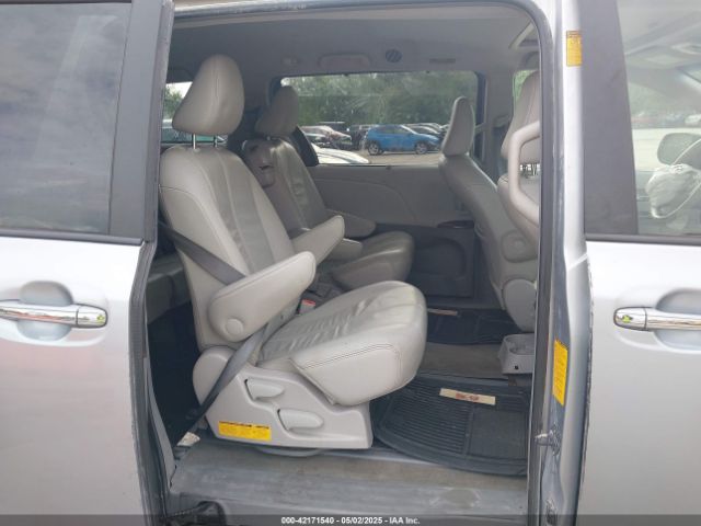 5TDYK3DC6ES488569 Toyota Sienna Xle V6 8 Passenger