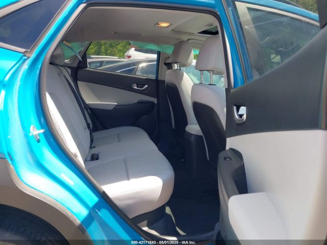 2022 HYUNDAI KONA KM8K32AB8NU770762 Photo 7