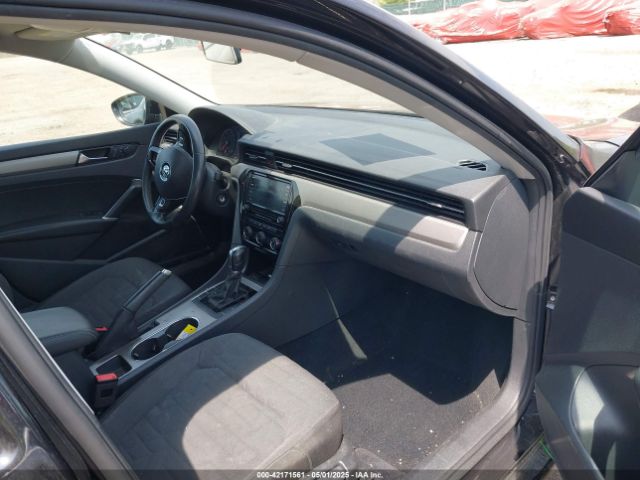 2021 VOLKSWAGEN PASSAT 1VWAA7A33MC005648 Photo 4