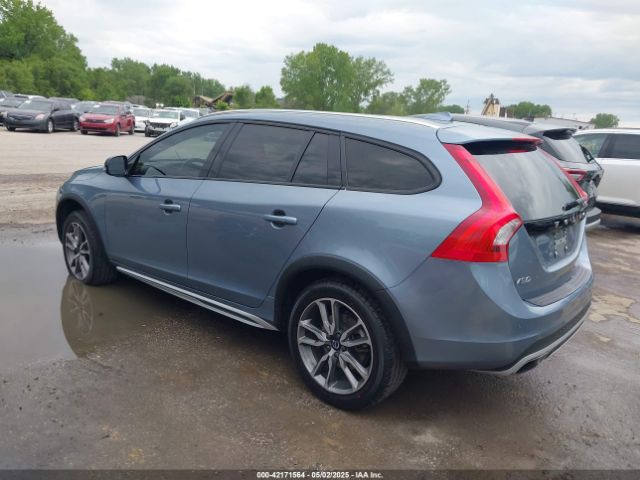 2018 VOLVO V60 CROSS COUNTRY YV440MWK2J2056350 Photo 2