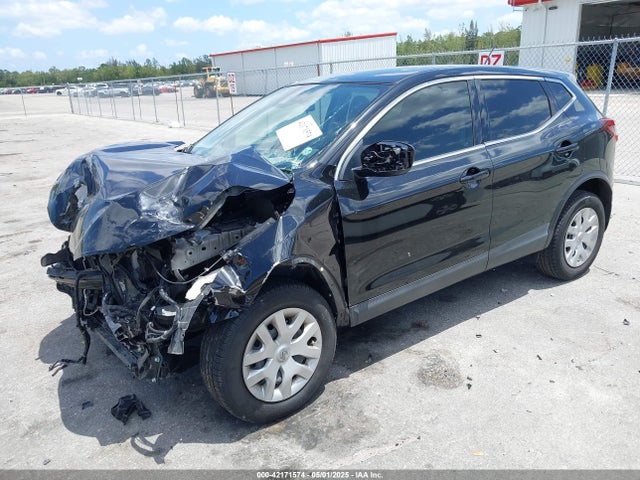 JN1BJ1CV3LW279077 Nissan Rogue Sport S Fwd Xtronic Cvt