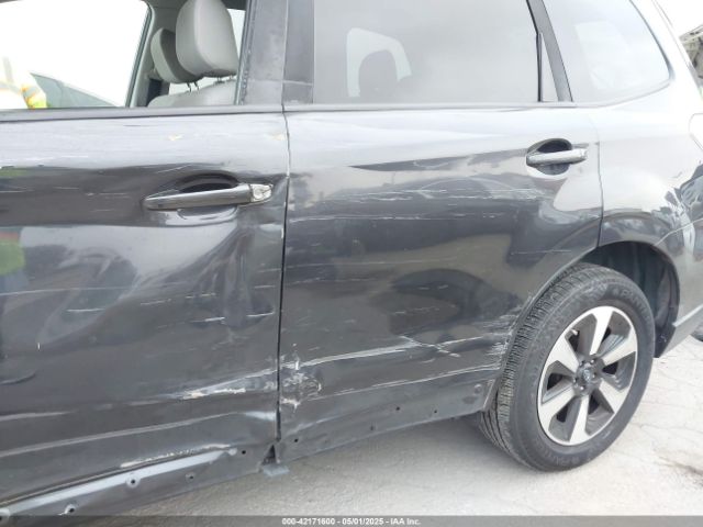 JF2SJAGC7HH419599 Subaru Forester 2.5i Premium