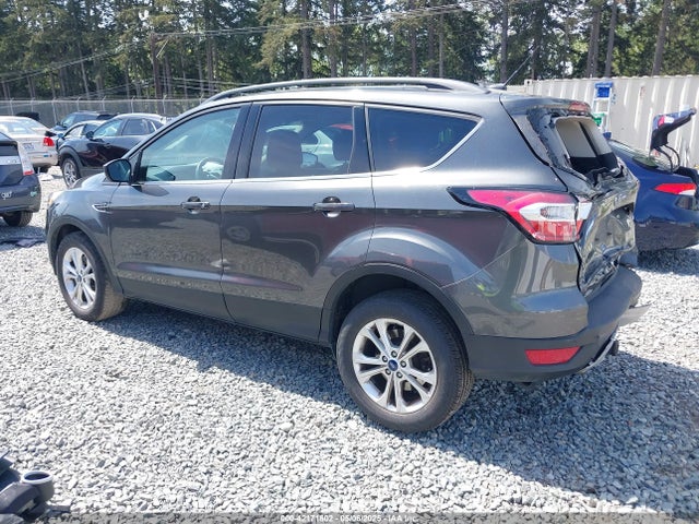 1FMCU9G99HUE48621 Ford ESCAPE SE