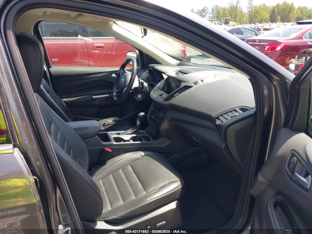 1FMCU9G99HUE48621 Ford ESCAPE SE