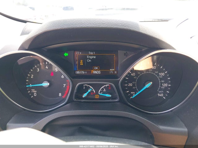 1FMCU9G99HUE48621 Ford ESCAPE SE