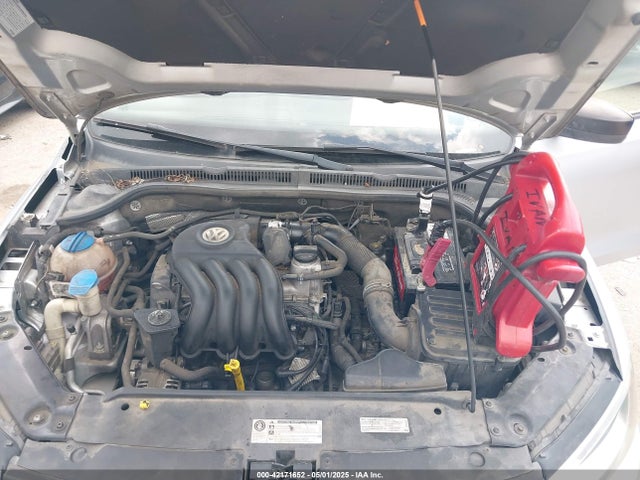 3VW2K7AJXEM291076 Volkswagen Jetta 2.0l S