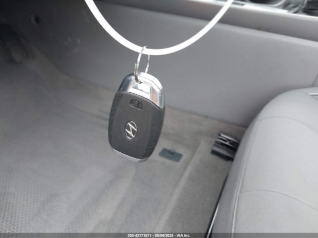 KMHLS4AG3PU572771 Hyundai ELANTRA SEL