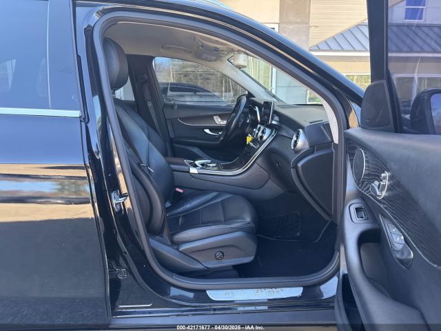 WDC0G4JB8GF092625 Mercedes-Benz GLC 300