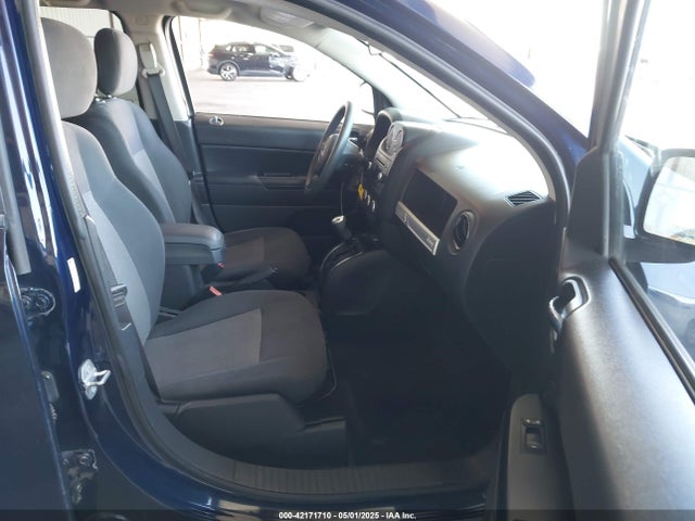 1C4NJDBB3FD411712 Jeep Compass Sport