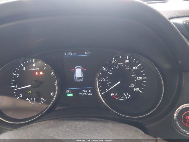 KNMAT2MV7JP610600 Nissan ROGUE SV