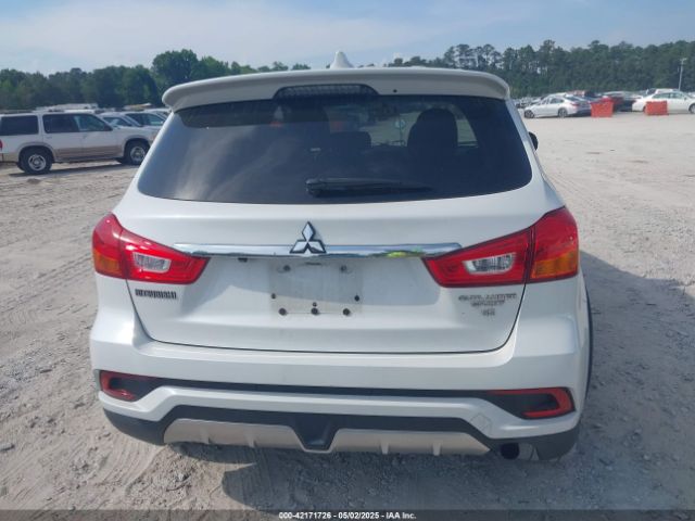 JA4AP3AW0JZ026707 Mitsubishi Outlander Sport 2.4 Se