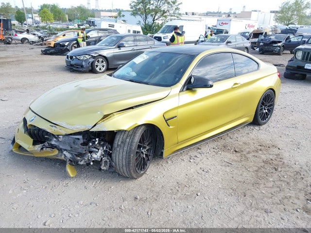 WBS3R9C57FK330156 BMW M4