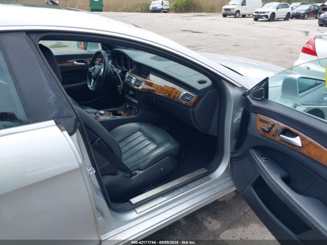 2012 MERCEDES-BENZ CLS 550 WDDLJ9BB9CA046976 Photo 4
