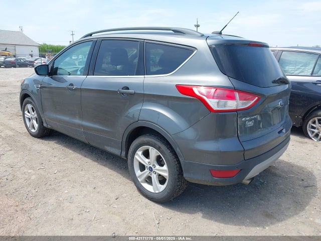 1FMCU9GX8GUB42944 Ford ESCAPE SE