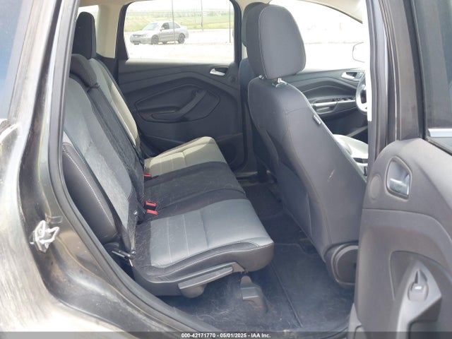 1FMCU9GX8GUB42944 Ford ESCAPE SE