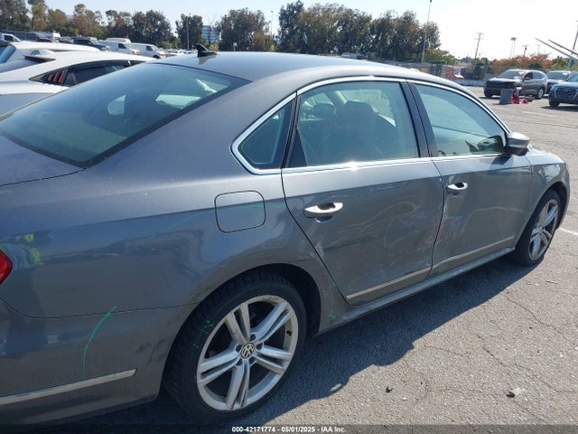 Aukcja sprzedaży 2013 Volkswagen Passat 3.6l V6 Sel Premium, vin: 1VWCM7A36DC110944, numer aukcji: 42171774