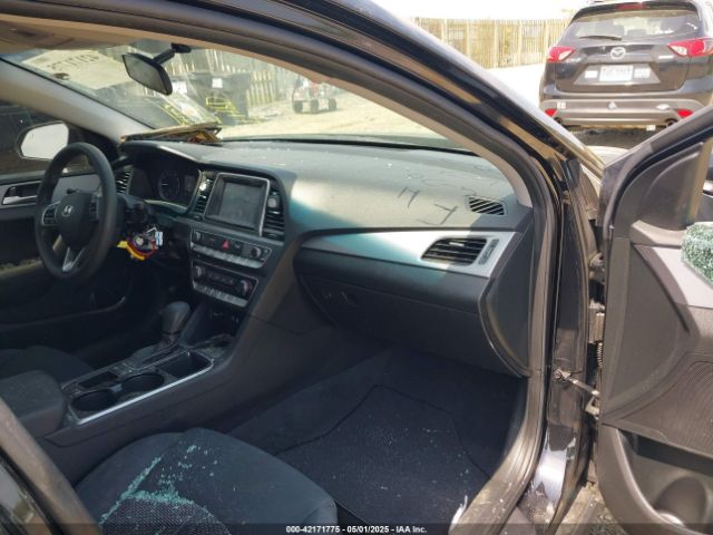 5NPE24AFXKH743247 Hyundai SONATA SE