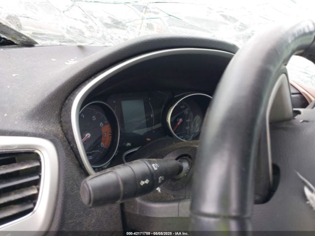 3C4NJDBB8KT713565 Jeep Compass Latitude 4x4
