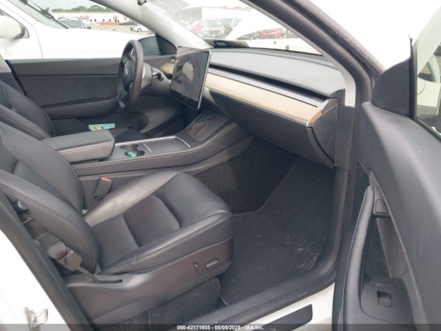 5YJYGDEF4MF250206 Tesla Model Y