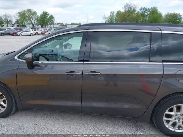 2C4RC1DG2MR542658 Chrysler Voyager Lxi