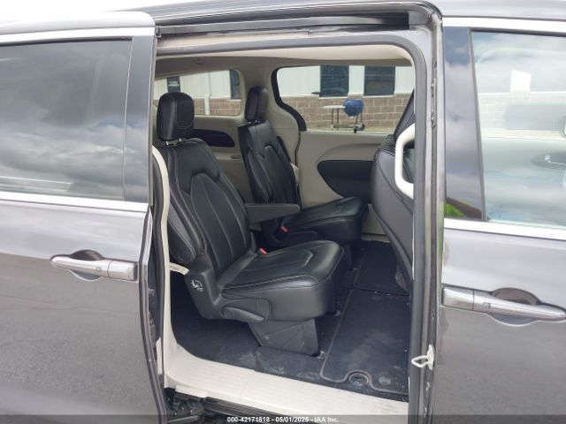 2C4RC1DG2MR542658 Chrysler Voyager Lxi