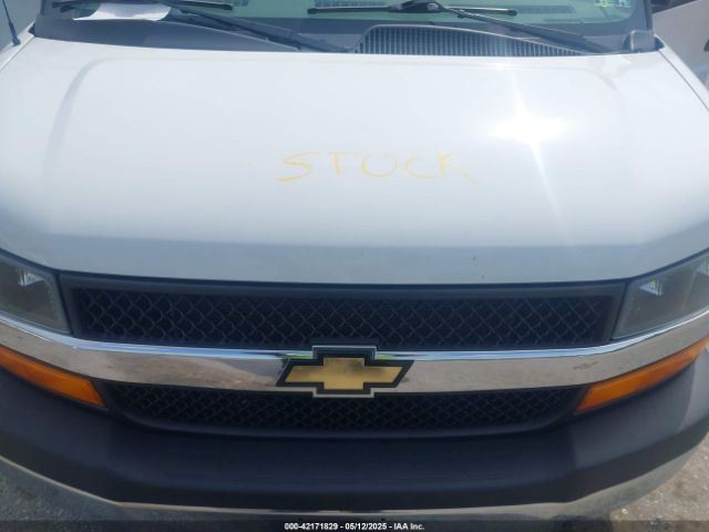 1GCWGAF72M1208980 Chevrolet Express Cargo Rwd 2500 Regular Wheelbase Wt