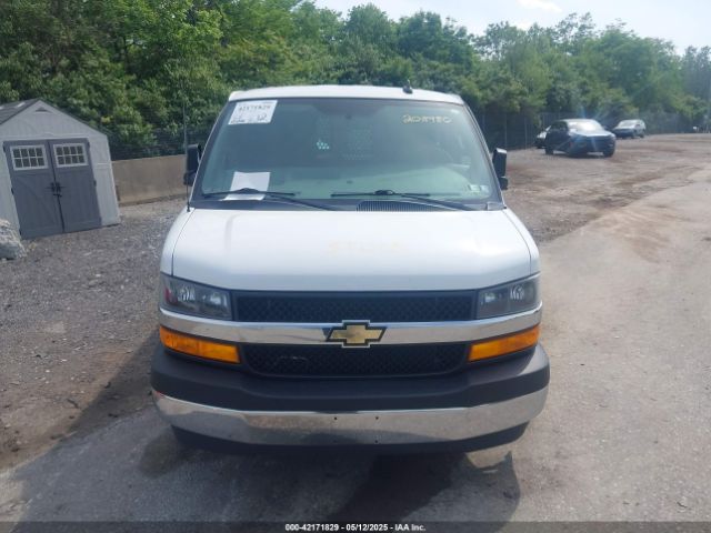 1GCWGAF72M1208980 Chevrolet Express Cargo Rwd 2500 Regular Wheelbase Wt