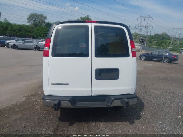 1GCWGAF72M1208980 Chevrolet Express Cargo Rwd 2500 Regular Wheelbase Wt