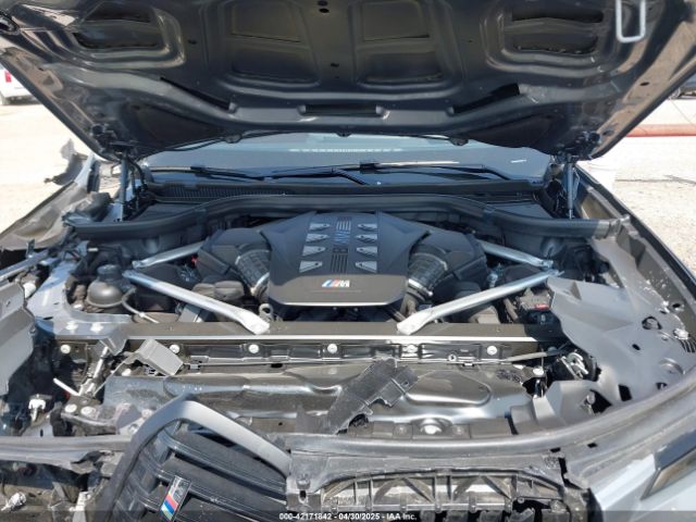 2025 BMW X7 5UX33EM06S9Y33892 Photo 9