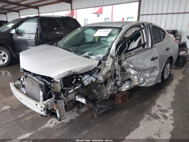 Nissan Versa 2019 3N1CN7AP3KL812324 Image 2